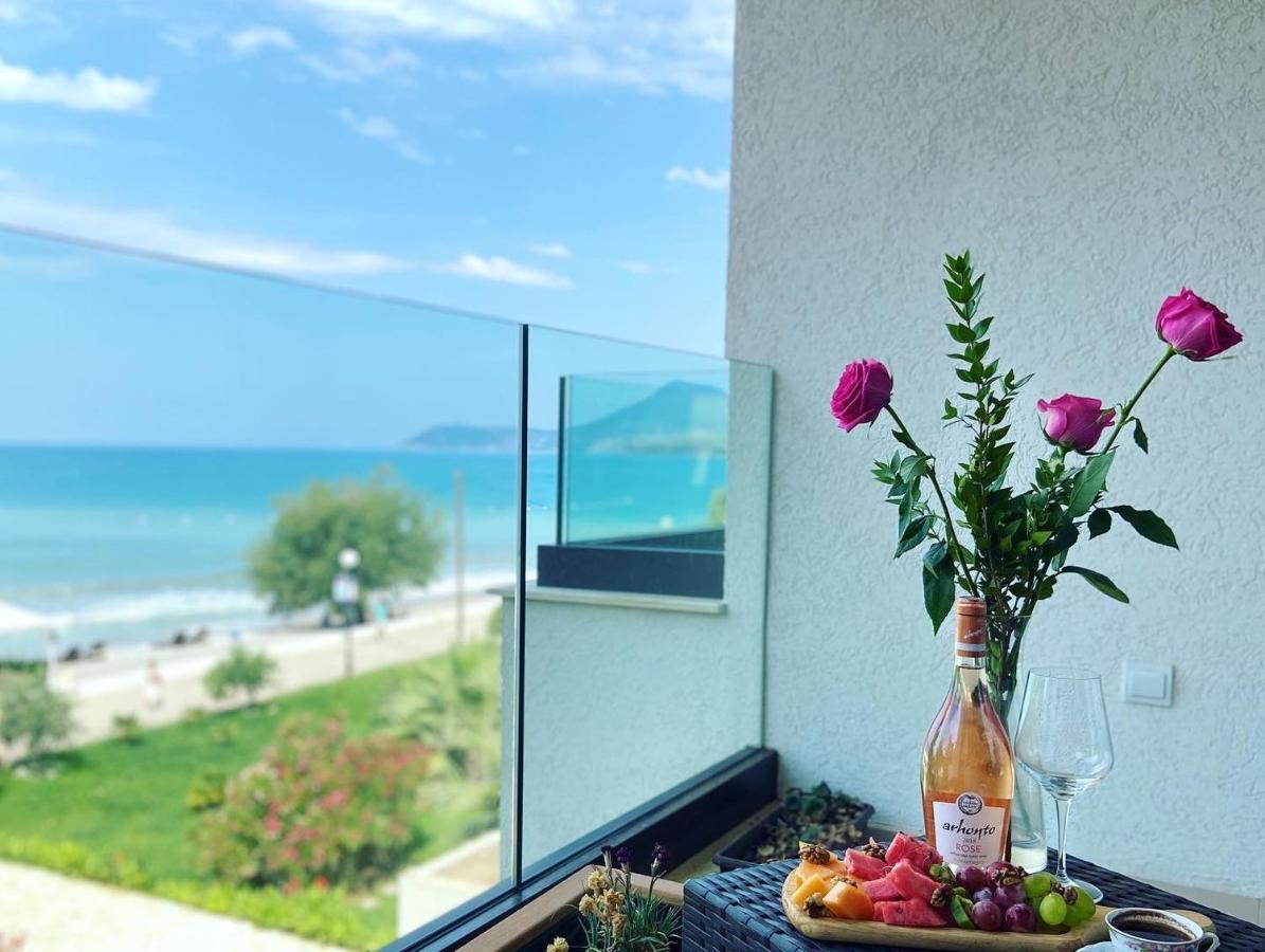 Apartments Kuce Lekovica Beach & Snack Bar- Bistro Ngoại thất bức ảnh