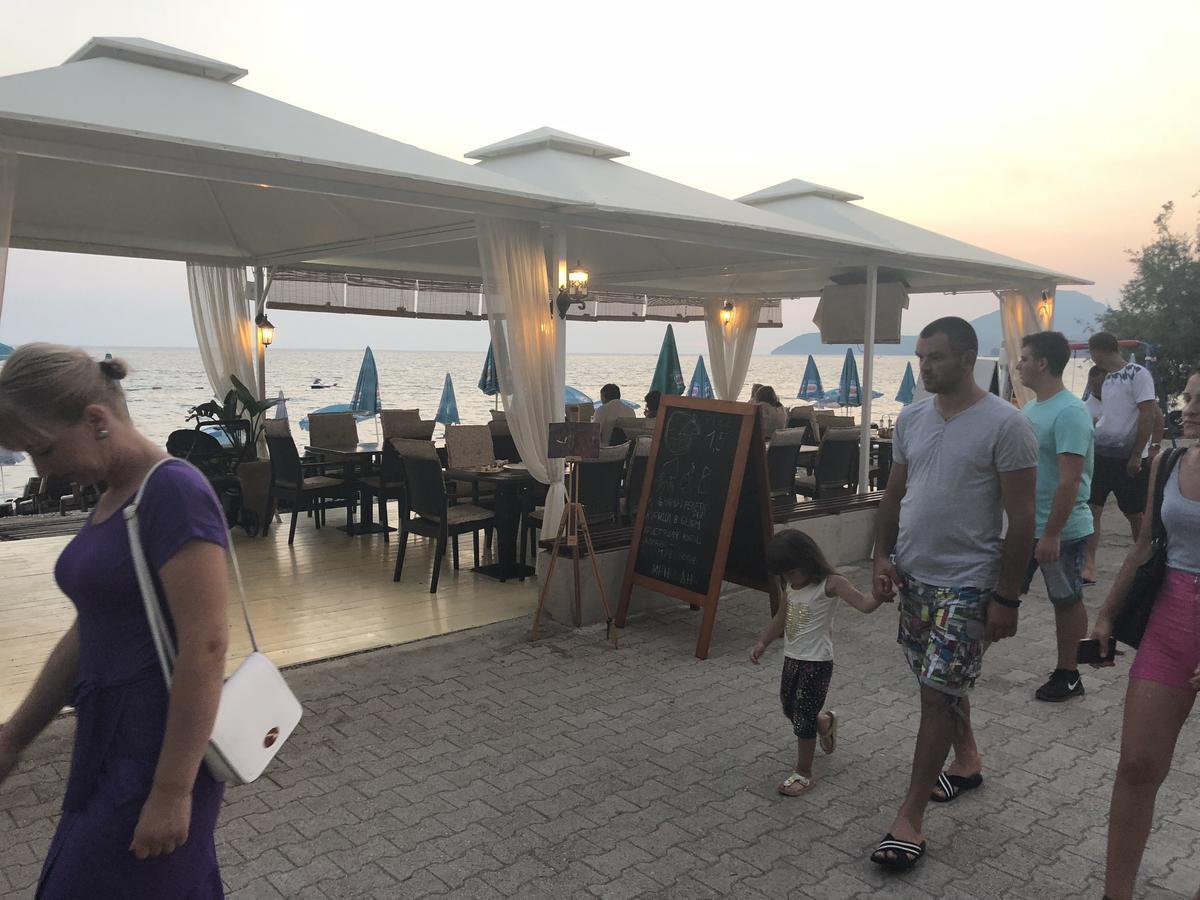 Apartments Kuce Lekovica Beach & Snack Bar- Bistro Ngoại thất bức ảnh