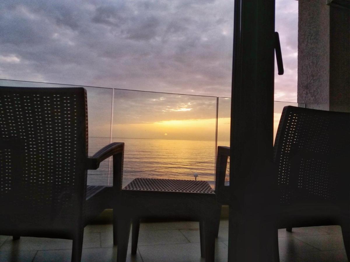 Apartments Kuce Lekovica Beach & Snack Bar- Bistro Ngoại thất bức ảnh